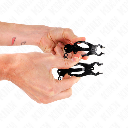 KINK - Grampos de metal trevo japonês com corrente preta 30 cm