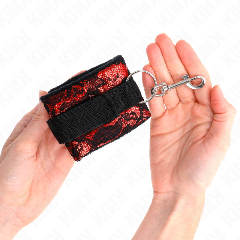 KINK - ESCÂNDALO VERMELHO-PRETO RESTRIÇÕES DE PULSO