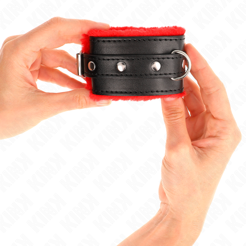KINK - PREMIUM RED FUR LINED WRIST RESTRAINTS WITH ADJUSTABLE BLACK BELT 17-29 CM X 6 CM