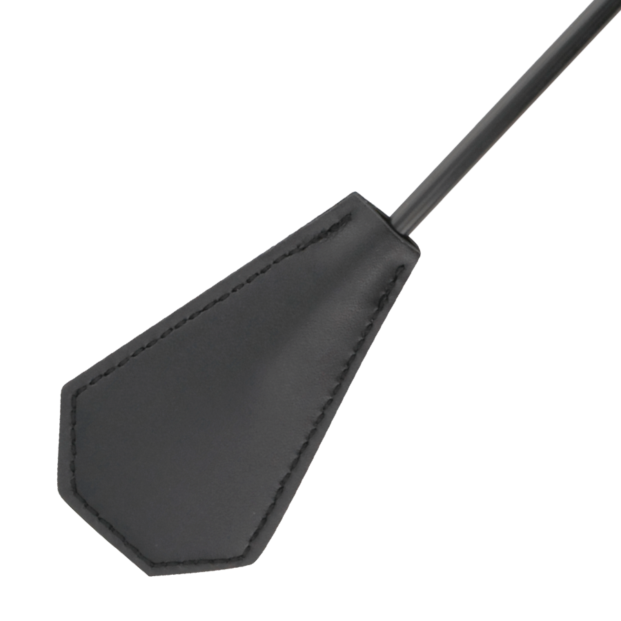 ESCURIDÃO - CHICOTE DE PENA NEGRA