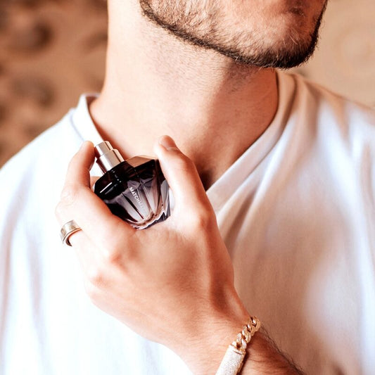 EYE OF LOVE - LGBTQ MATCHMAKER BLACK DIAMOND PERFUME PHEROMONES FOR HIM 30 ML